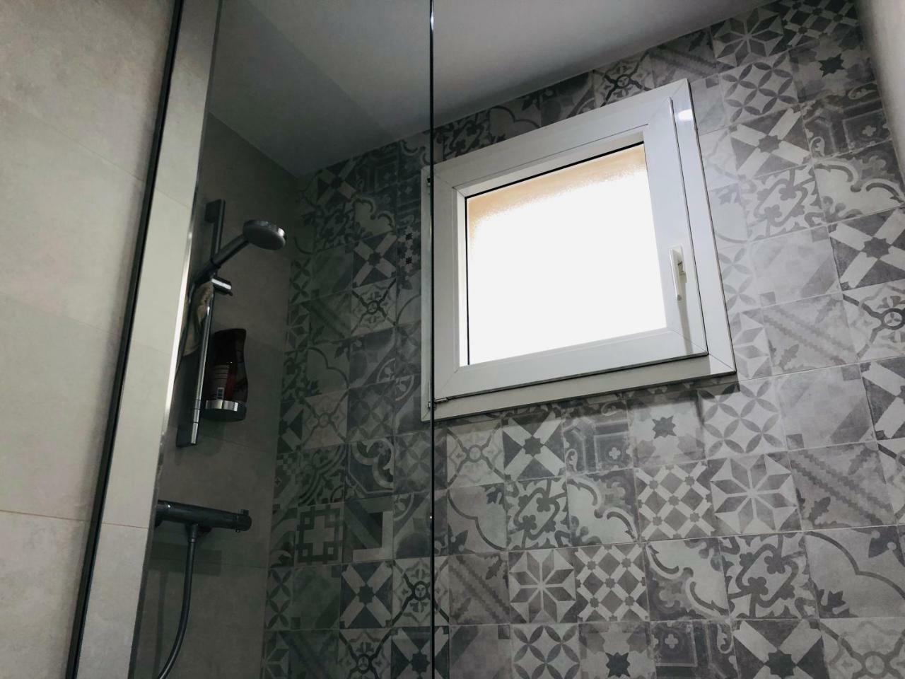 Roc Mar 3 3D - Apartamento Cerca Del Centro Y De La Playa - Terraza Con Vistas Al Mar Y Al Puerto روساس المظهر الخارجي الصورة